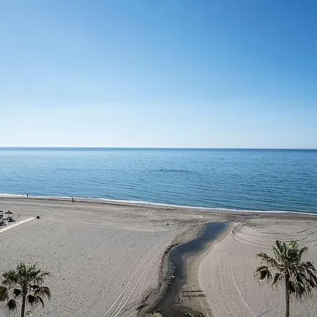 Lujoso Primera Linea Playa Y Centrico Apartamento