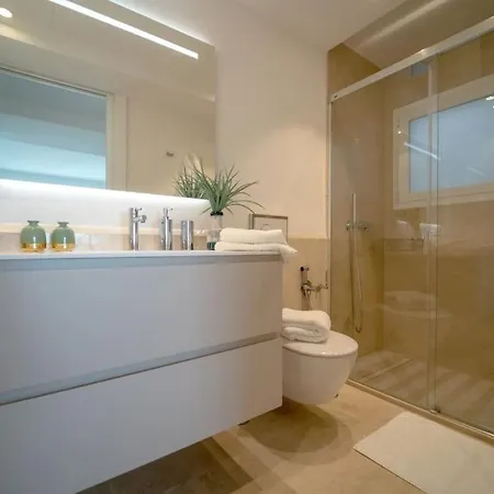 Apartamento Lujoso Primera Linea Playa Y Centrico Estepona