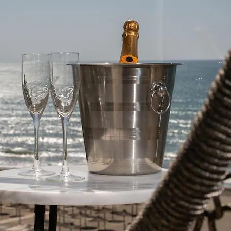 Appartamento Lujoso Primera Linea Playa Y Centrico Estepona